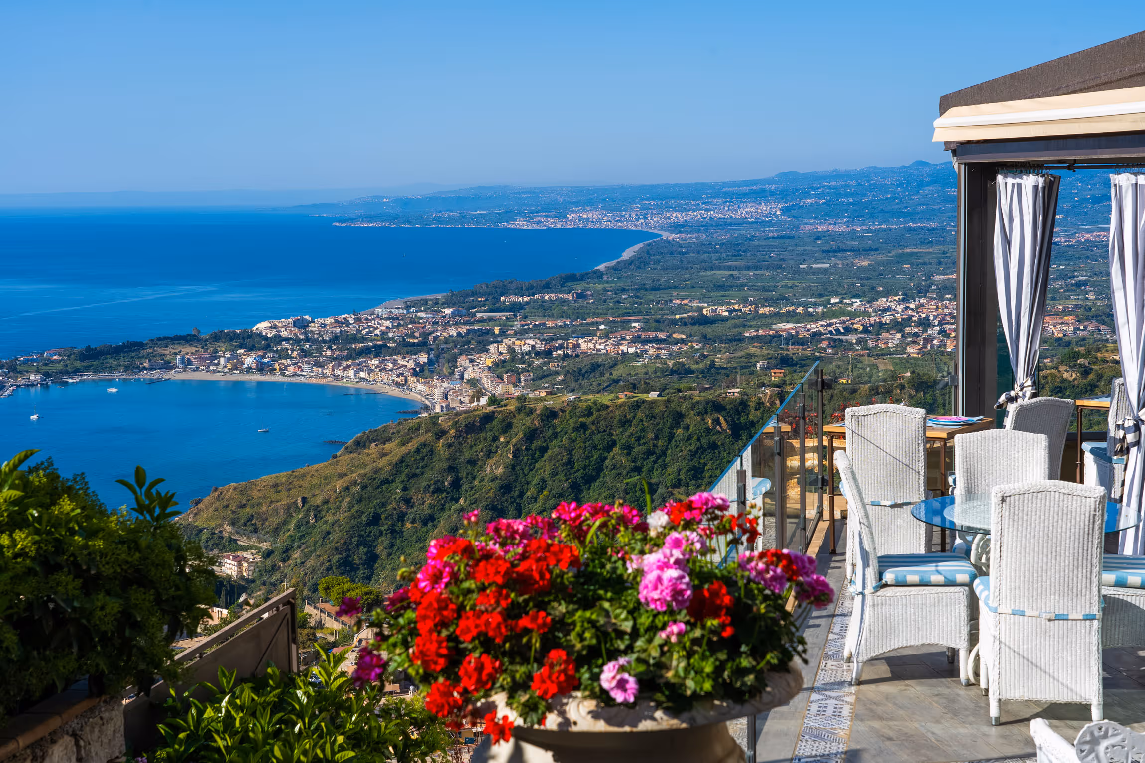 Exteriors at Hotel Villa Ducale