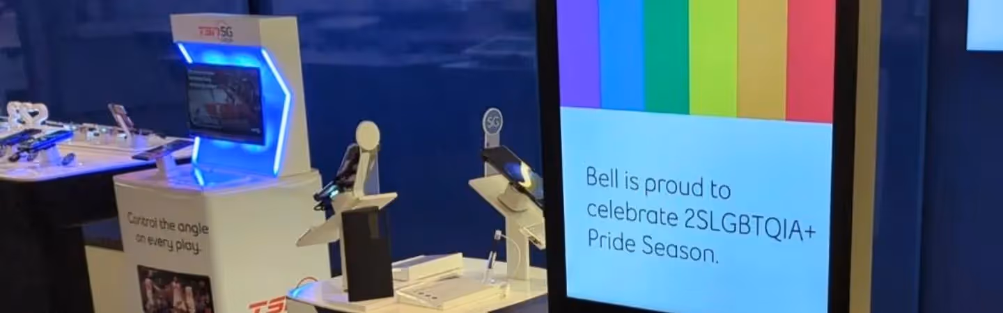 Bell battery-powered LCD digital signage installed at St. Laurent Shopping Centre 2023.