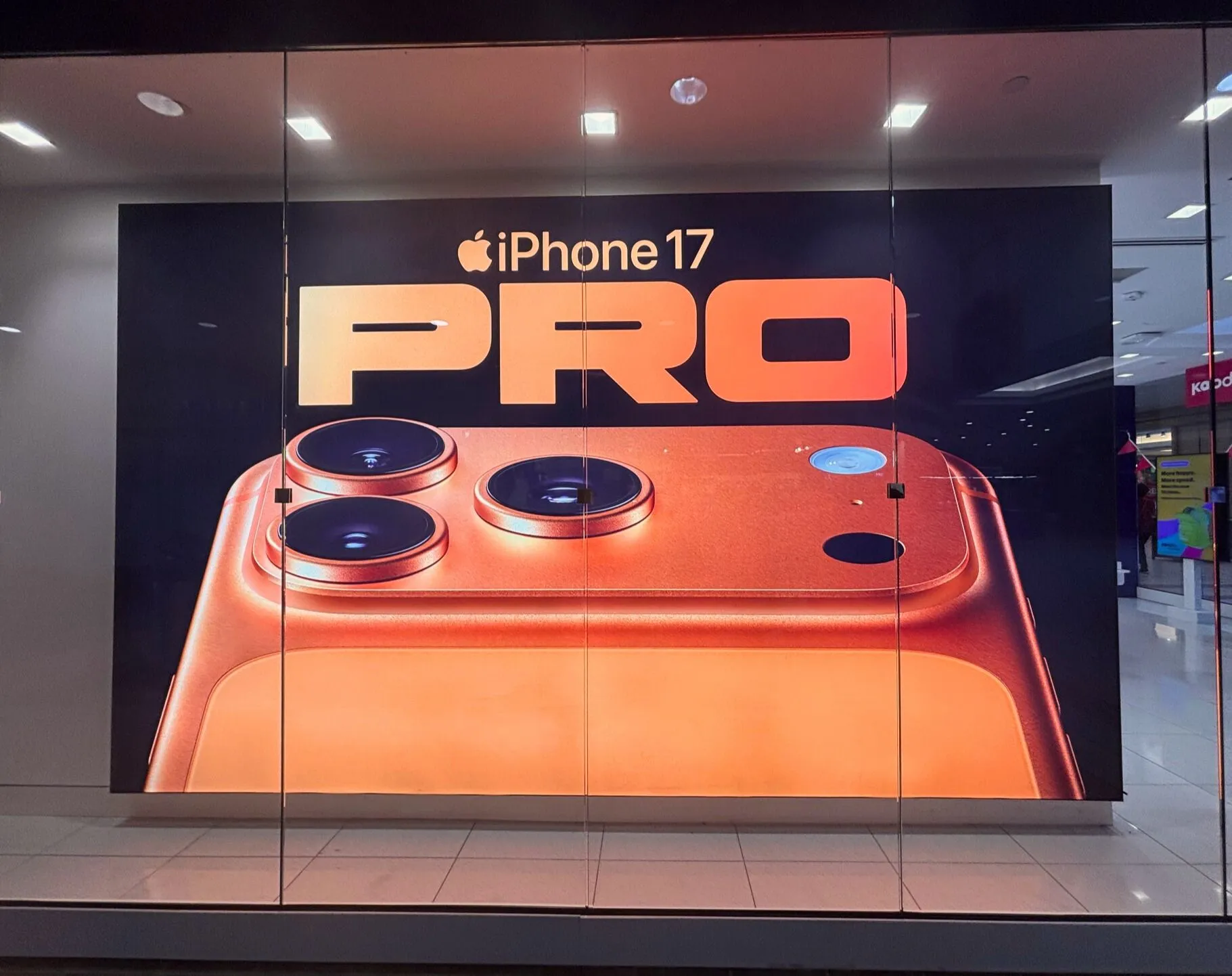 TELUS iPhone 17 Launch Retail Display