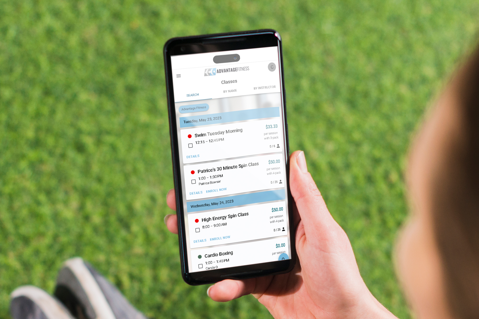 Member looking at the advantage app