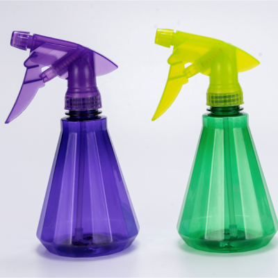Clear PET trigger spray bottle 360mL with 24mm neck finish