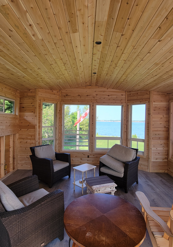 image of a sparkling bathroom for a cleaning service