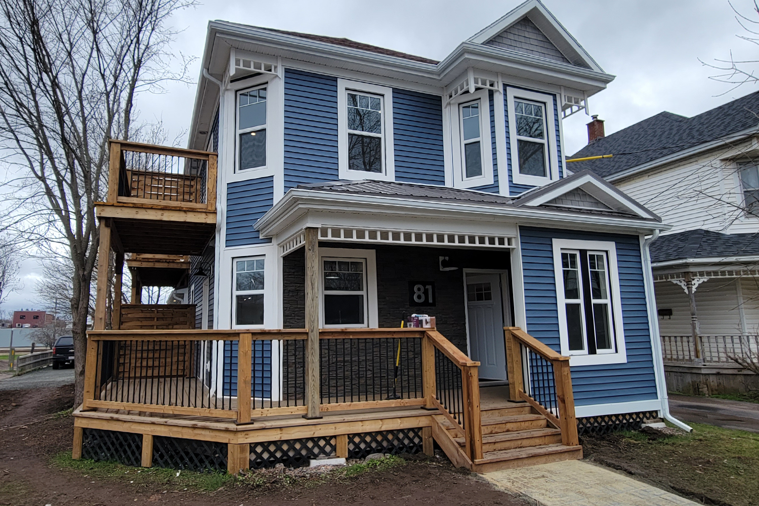 background image of professional workspace setting (for a hr tech)