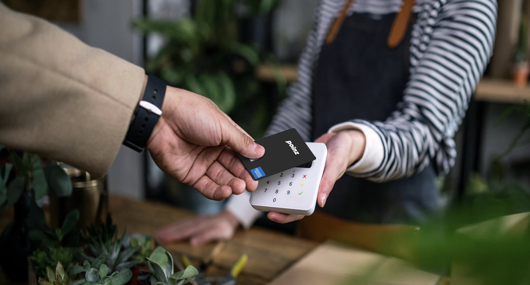 Bezahlen mit der poinz American Express Cashback Karte