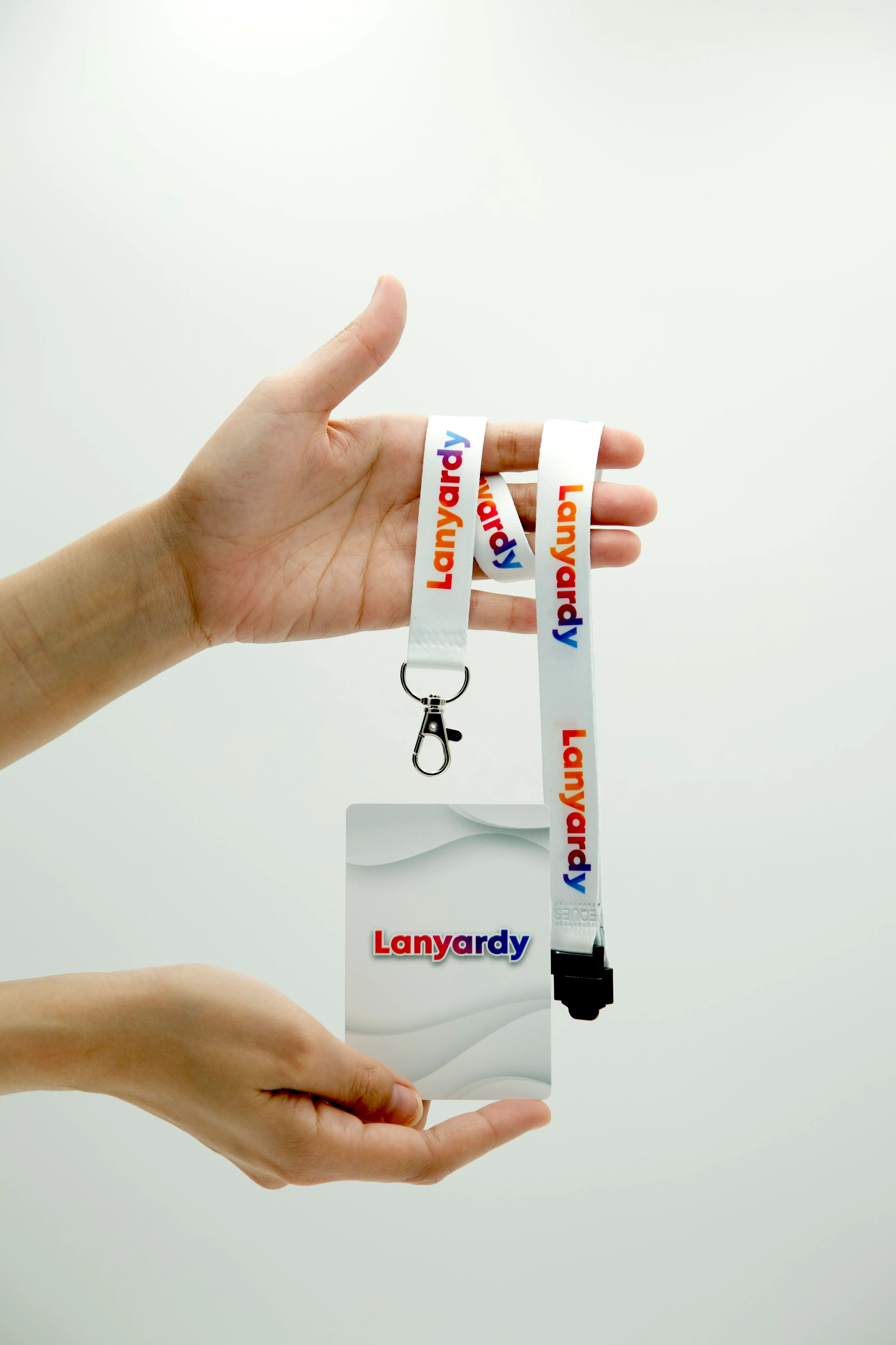 A lanyard manufactured by Lanyardy