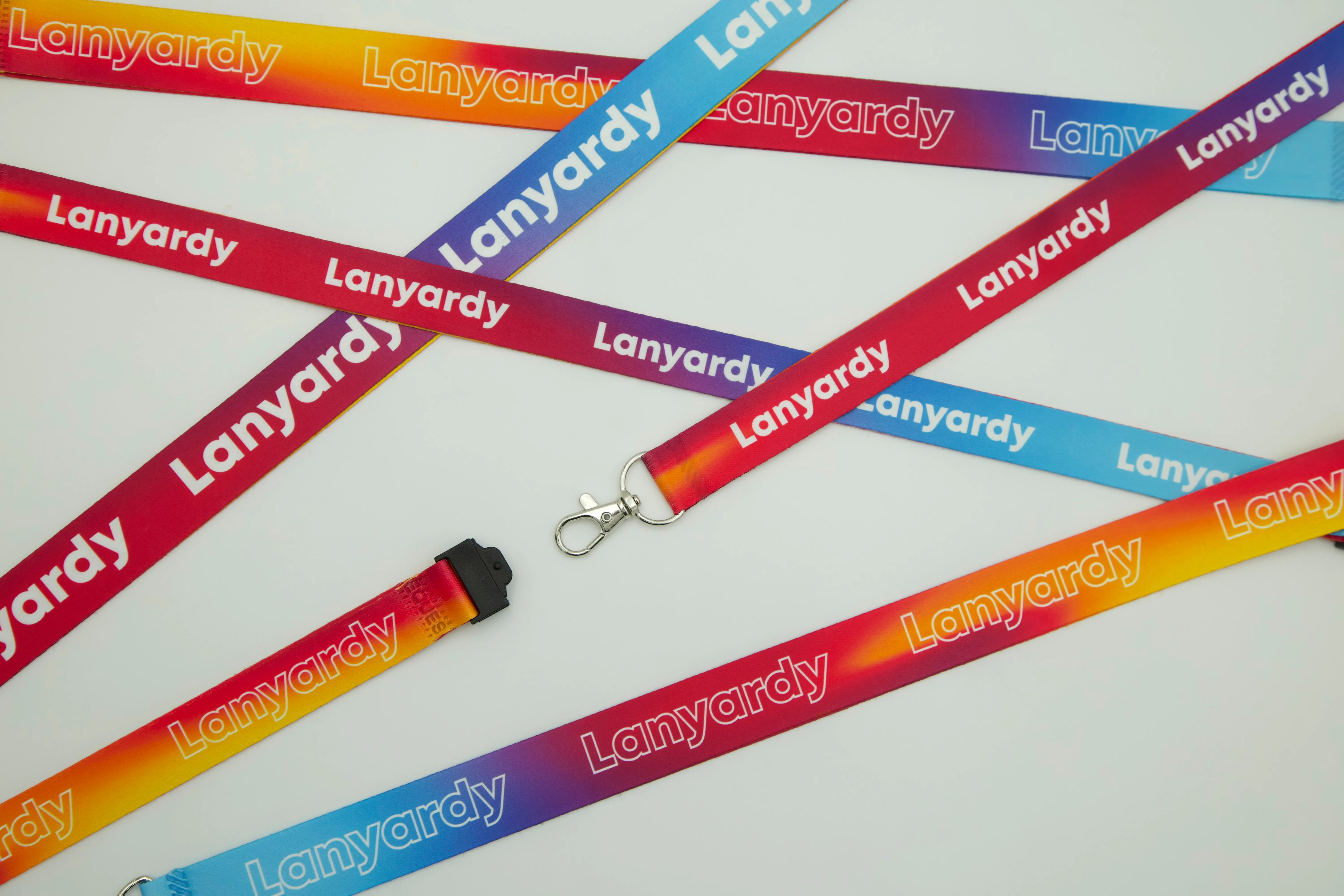 Custom printed polyester lanyards for promotional giveaways