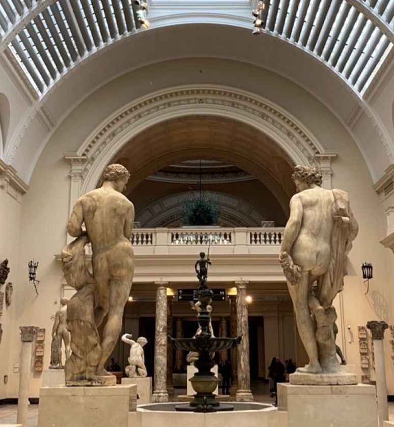 Victoria and Albert Museum: Museum in London, UK