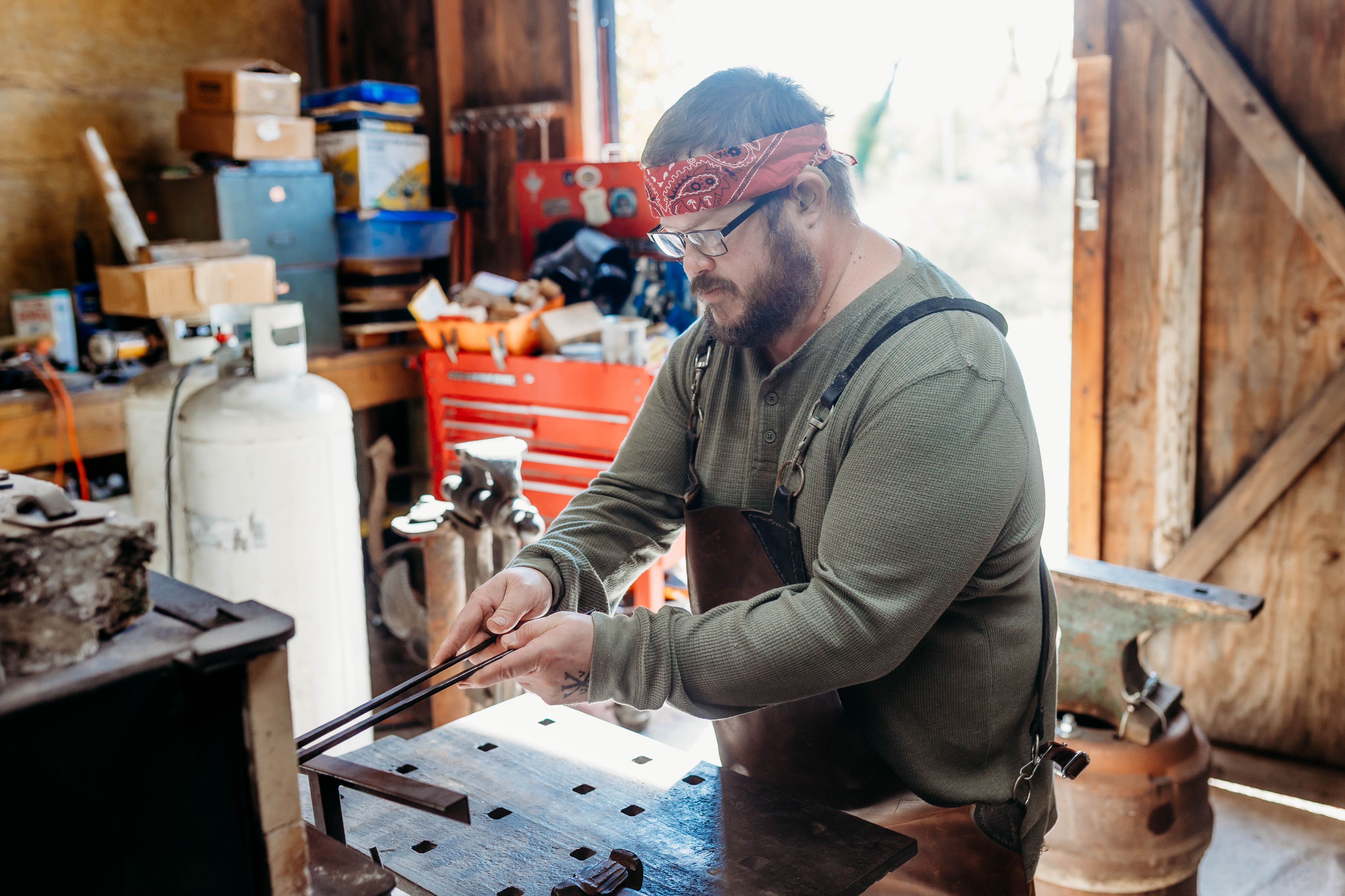 The Creative Edge: Buddy Thomas, aka The Deaf Bladesmith, Shares Art Through Bladesmithing  
