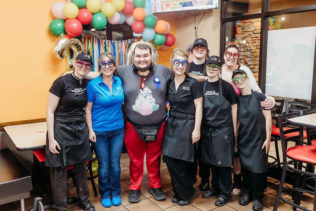 Bryce Commons, Cicis Pizza Employees Share Common Bond of Friendship