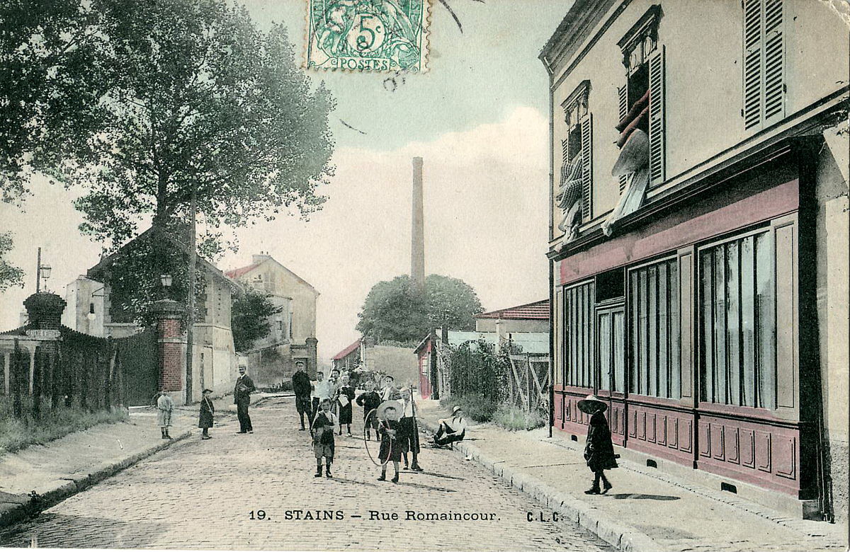 Vieille photographie d'une rue de Stains 