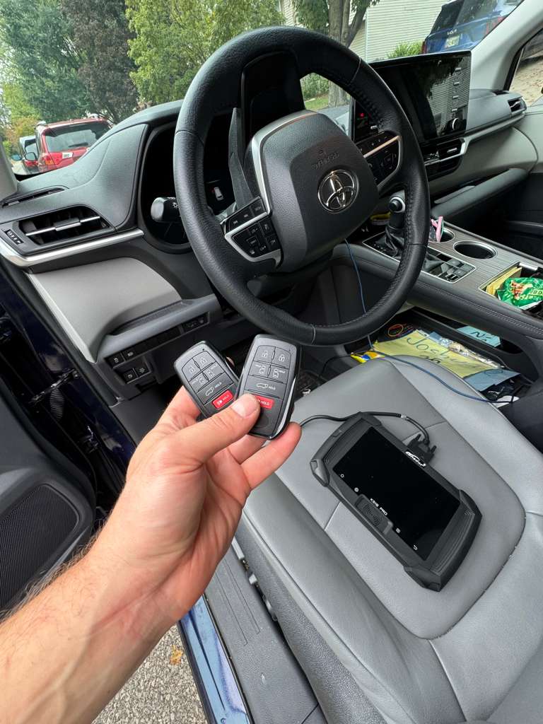 dublicated toyota car keys