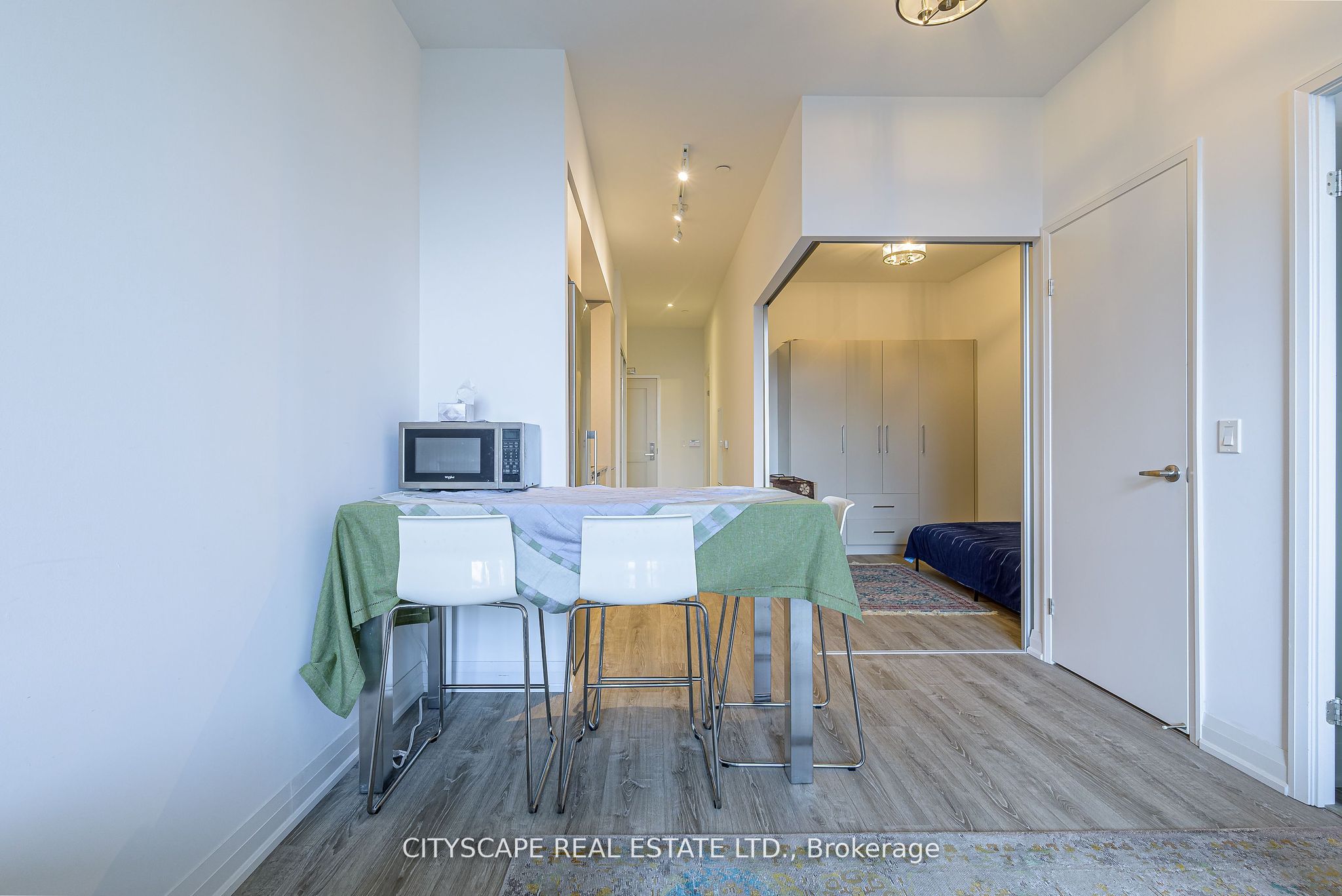 10 Gibbs Road #304_13