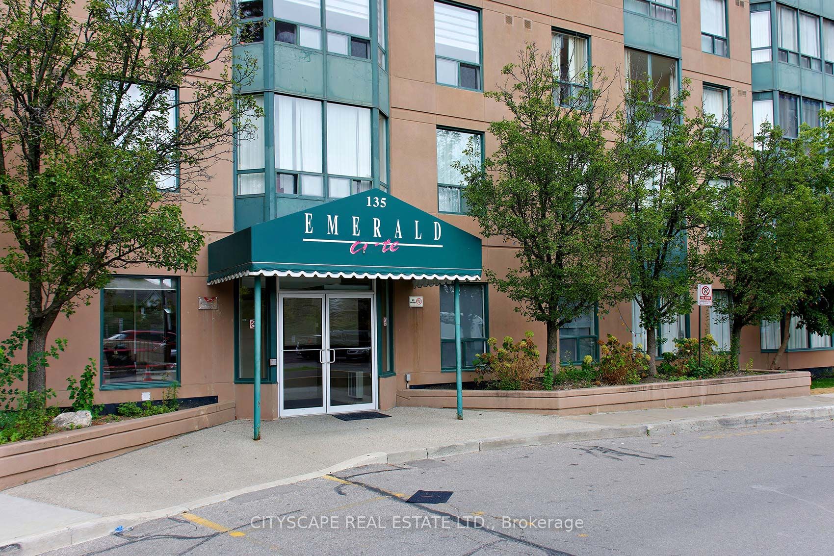 135 Hillcrest Avenue #1806_2