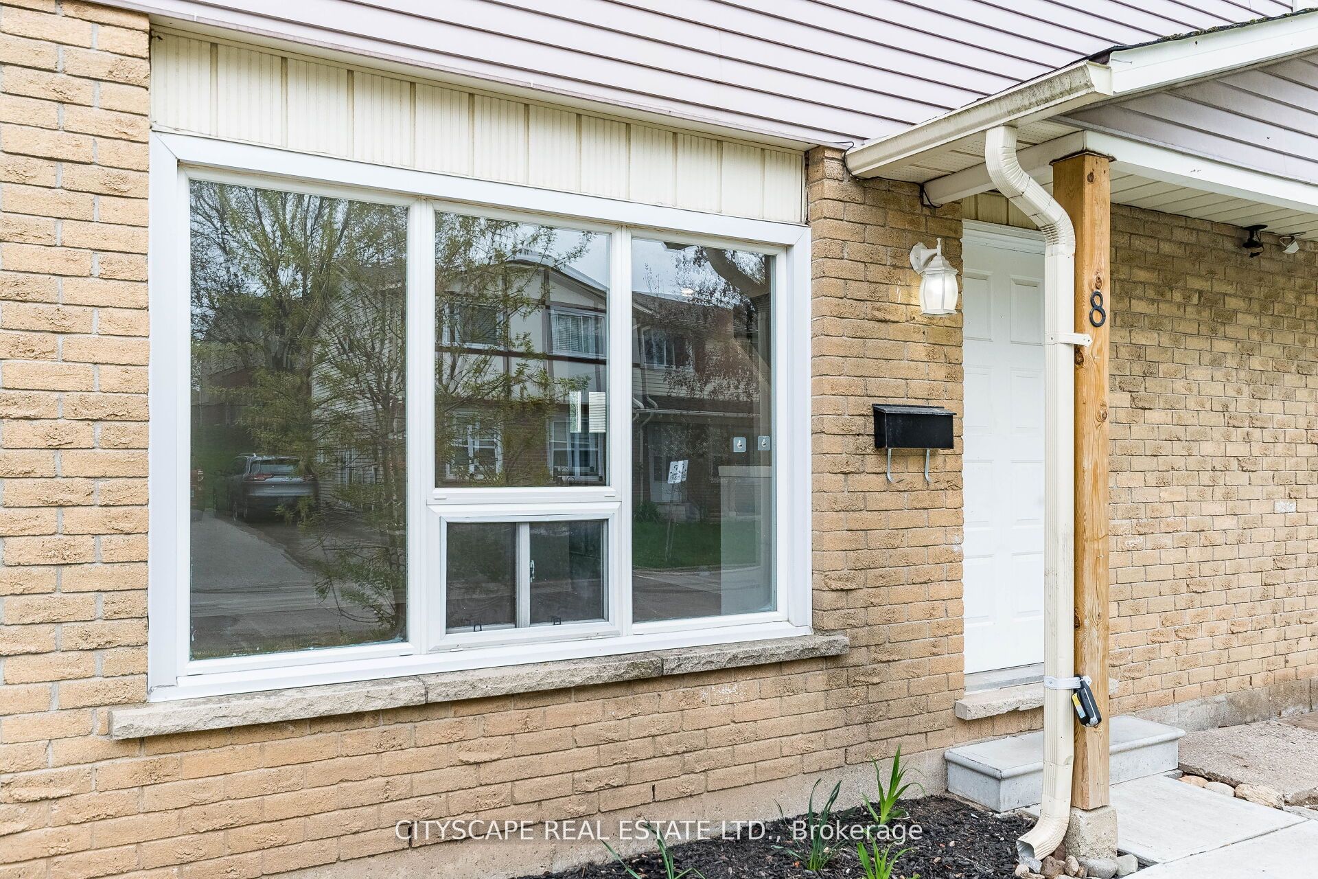 20 Mayfield Ave #8_5
