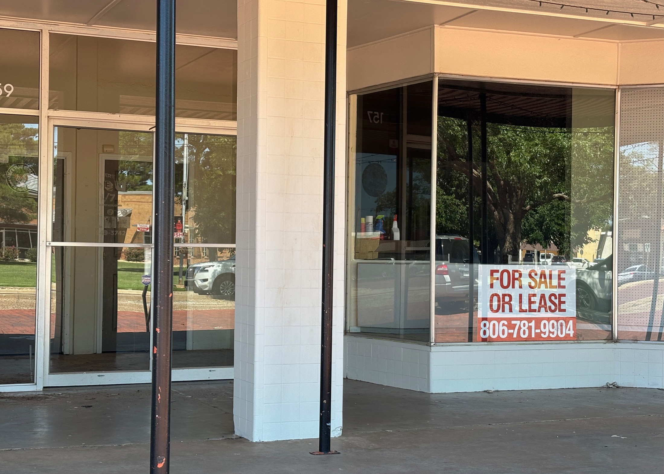Additional view of 159 S 9th Street property in Slaton, Texas