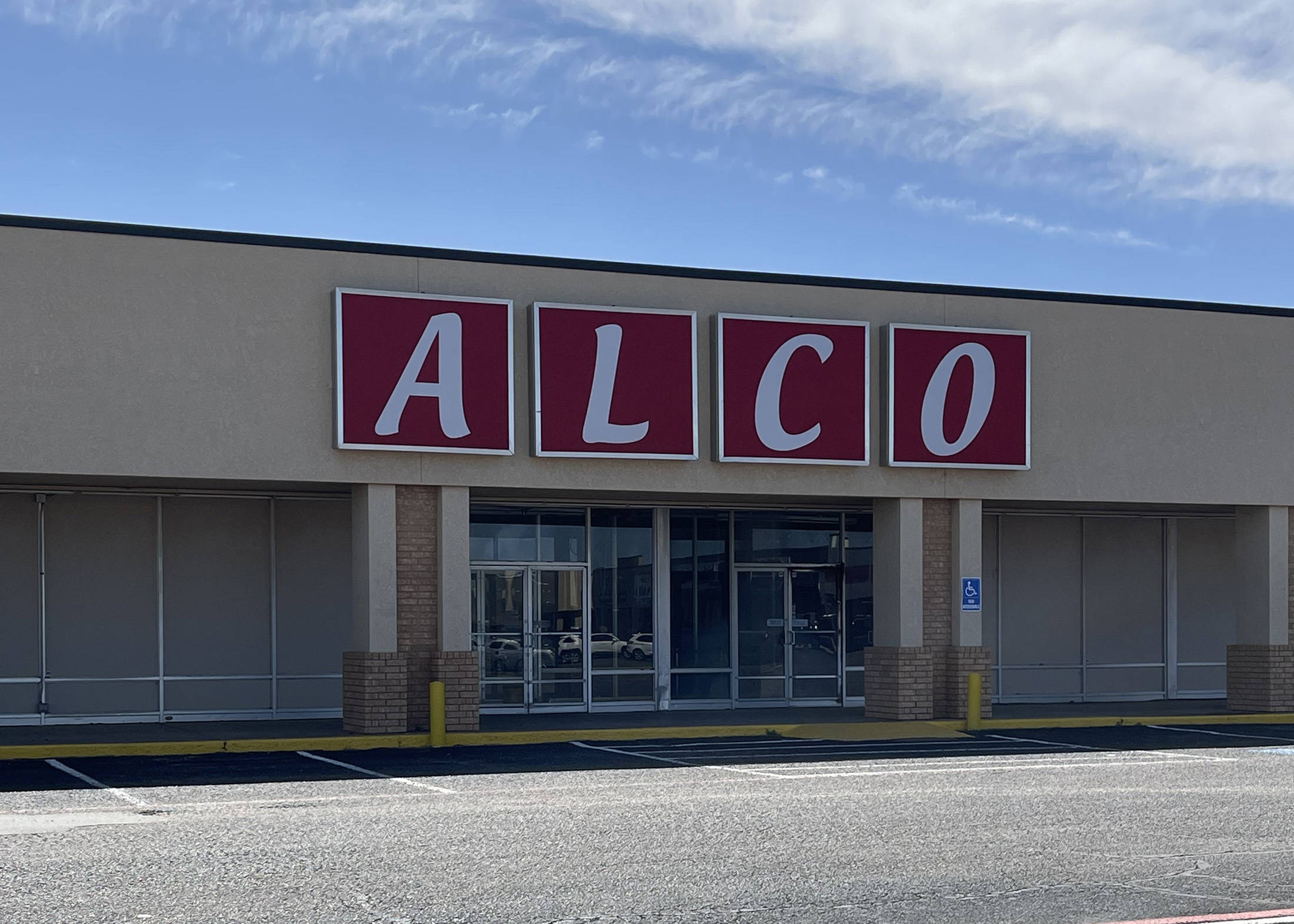 Slaton Plaza former Alco — 40,000 sq ft standalone building in Slaton, Texas