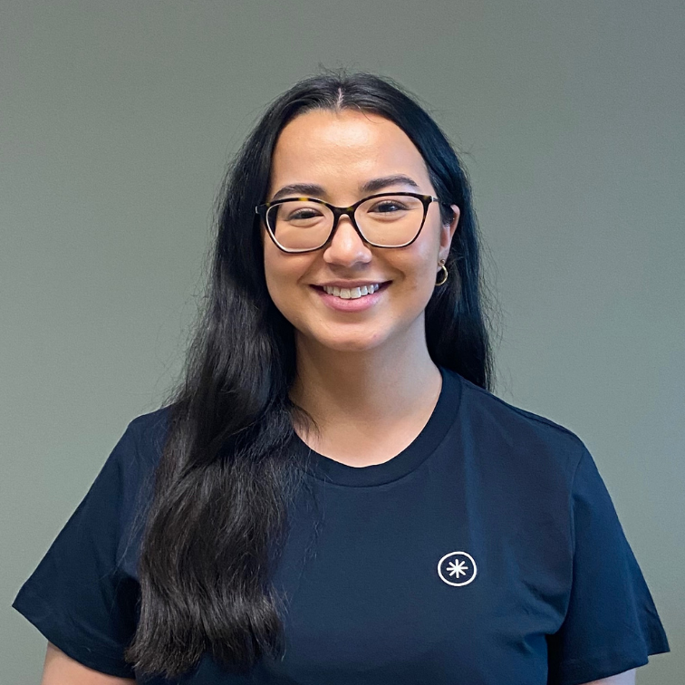 Julia, Physiotherapist