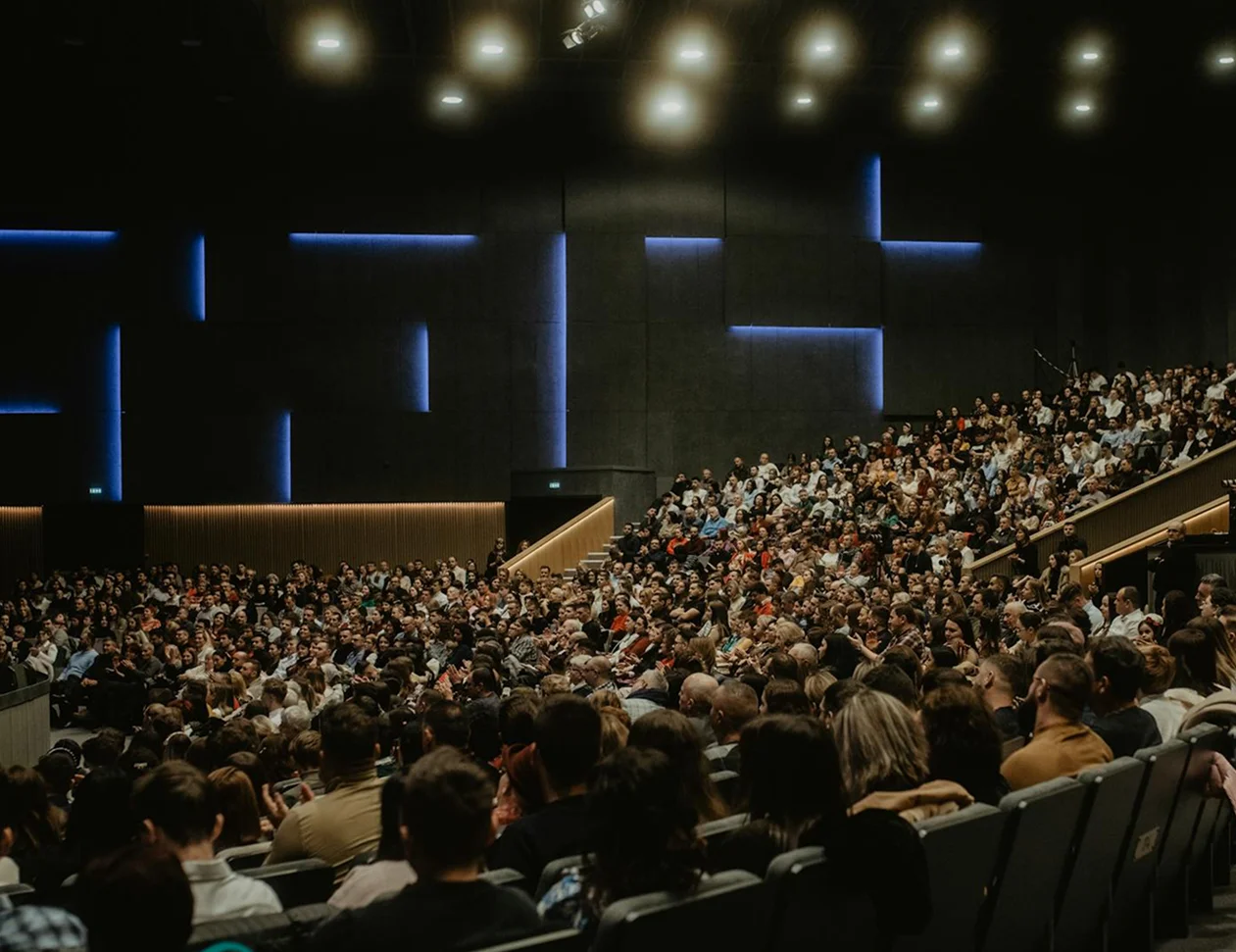 Ventamio-home-two-explore-leading-image-three