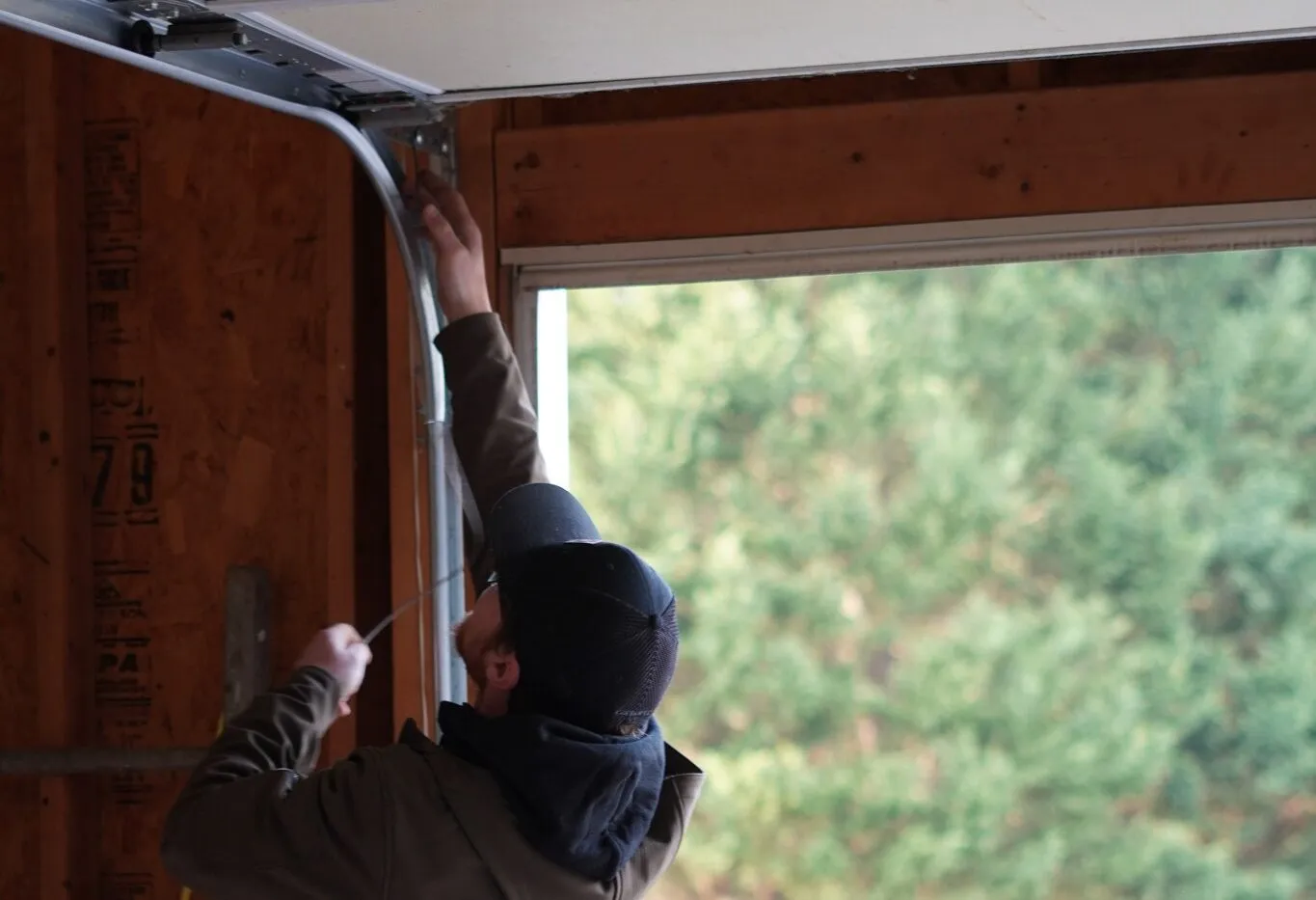 Steel vs Aluminum Garage Doors: Making the Right Choice in Cresaptown