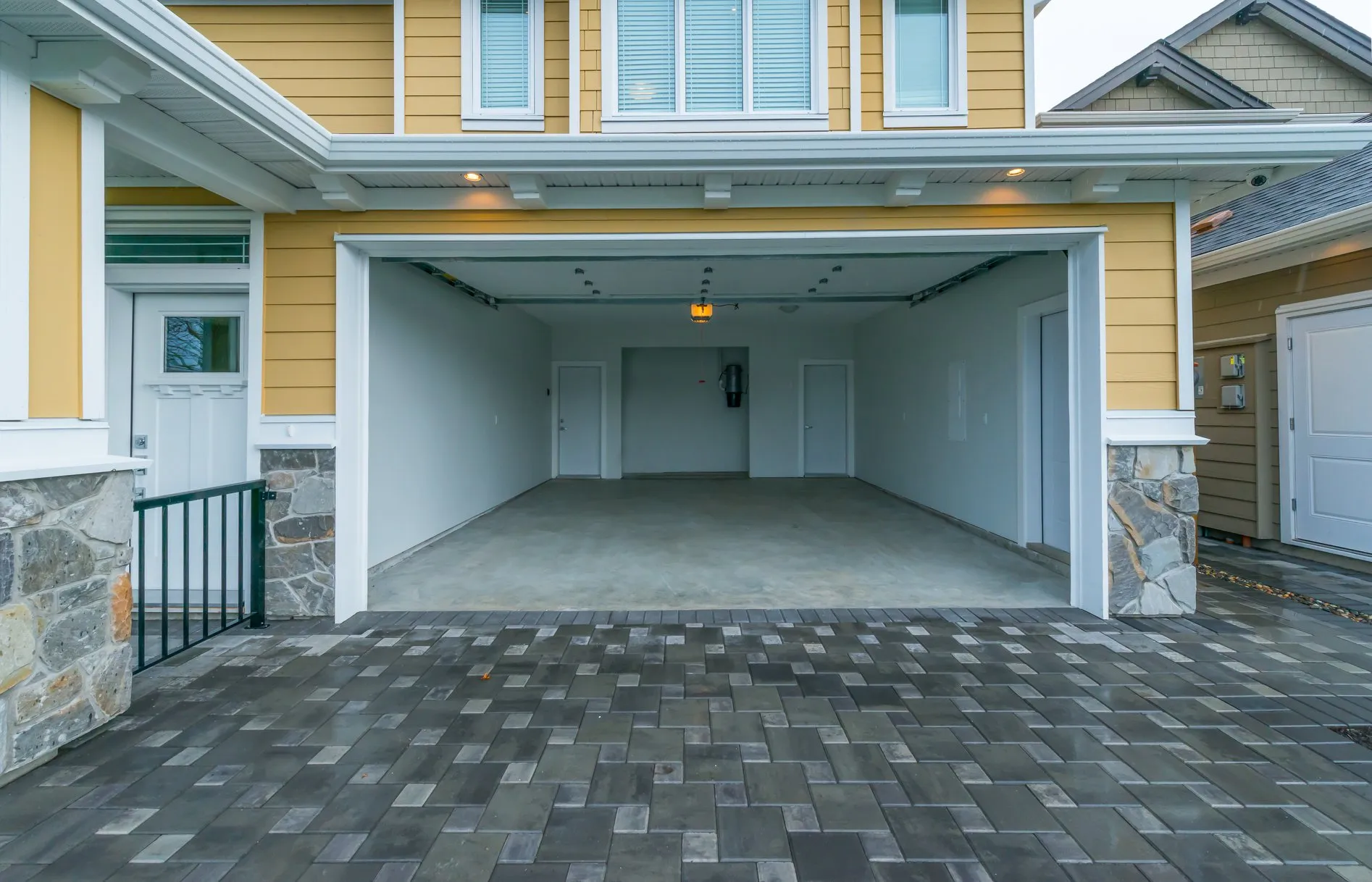 Maximizing Vertical Space in Your Garage in Charles Town