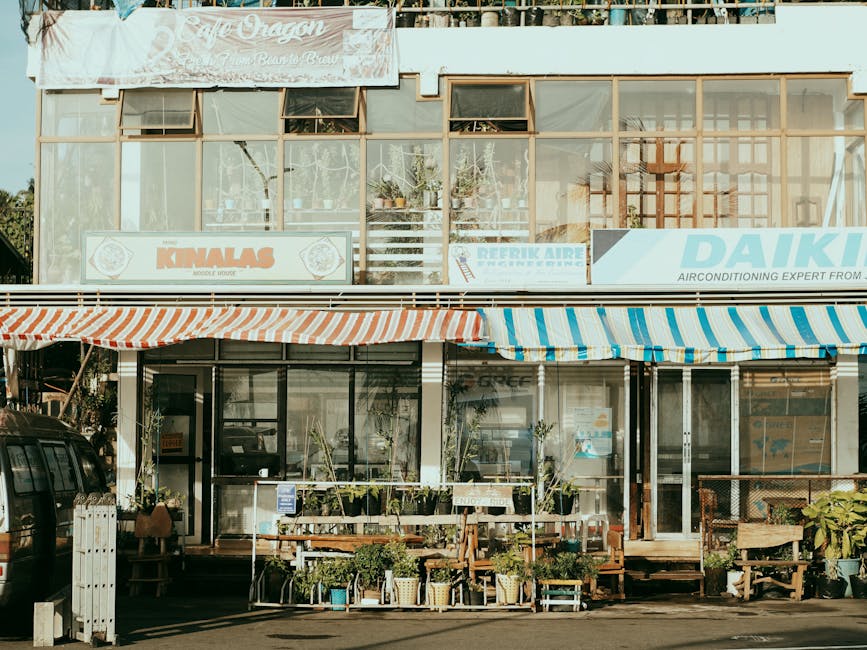 Average Lifespan of Different Types of Awnings
