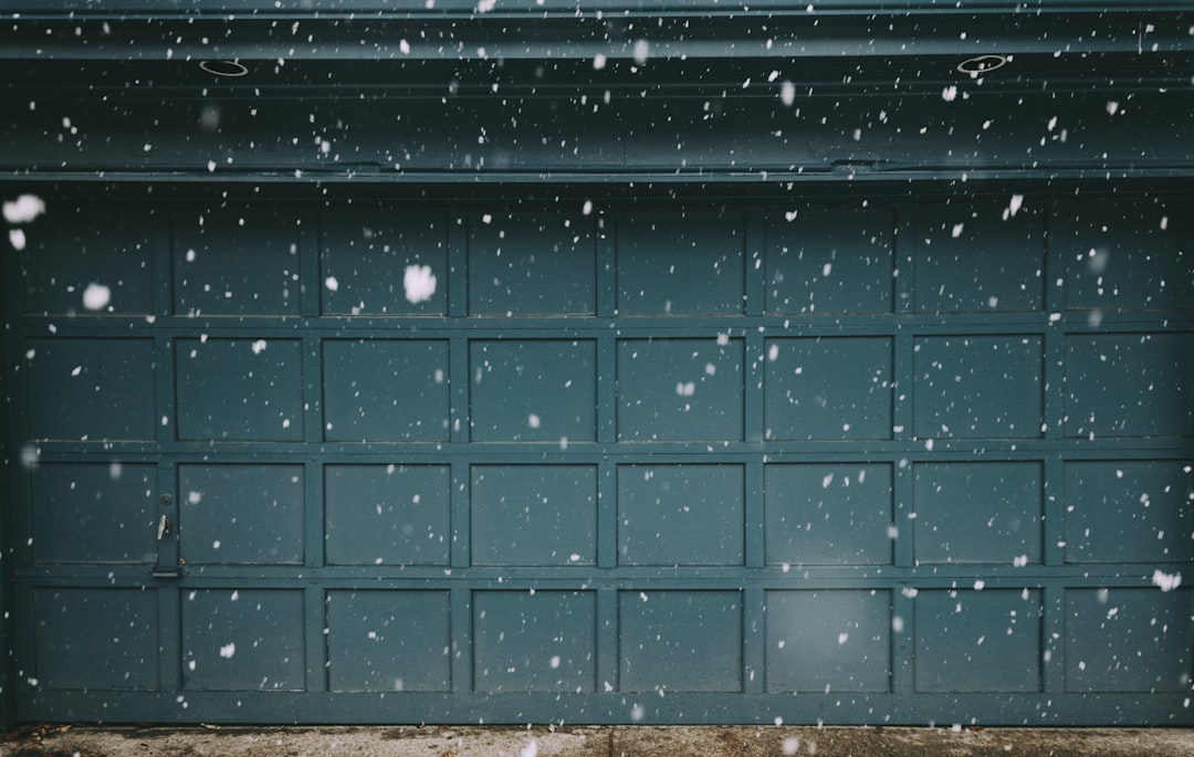 How to Manually Open Your Garage Door When the Lights Go Out