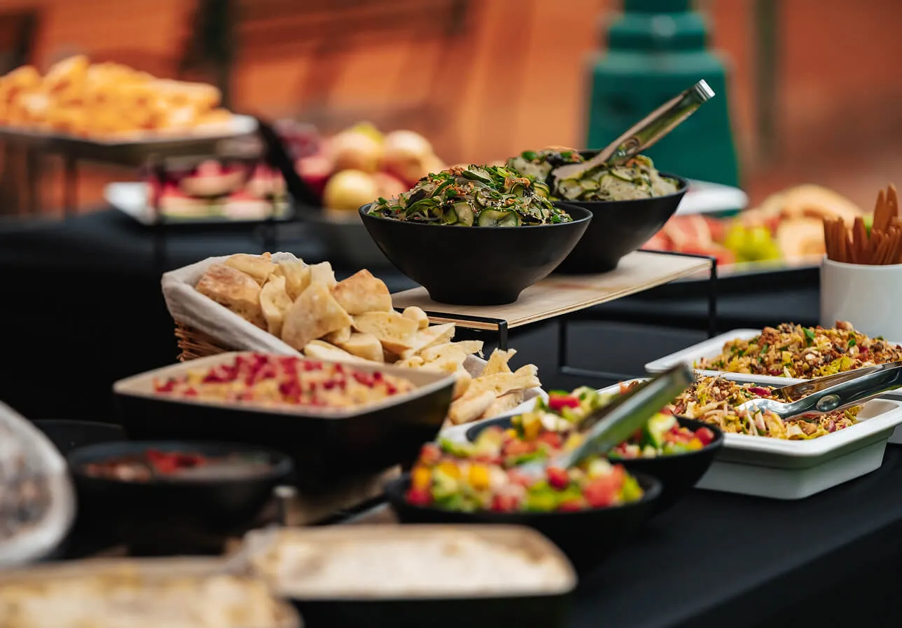 Catering Praha - Hummus a meze stancie