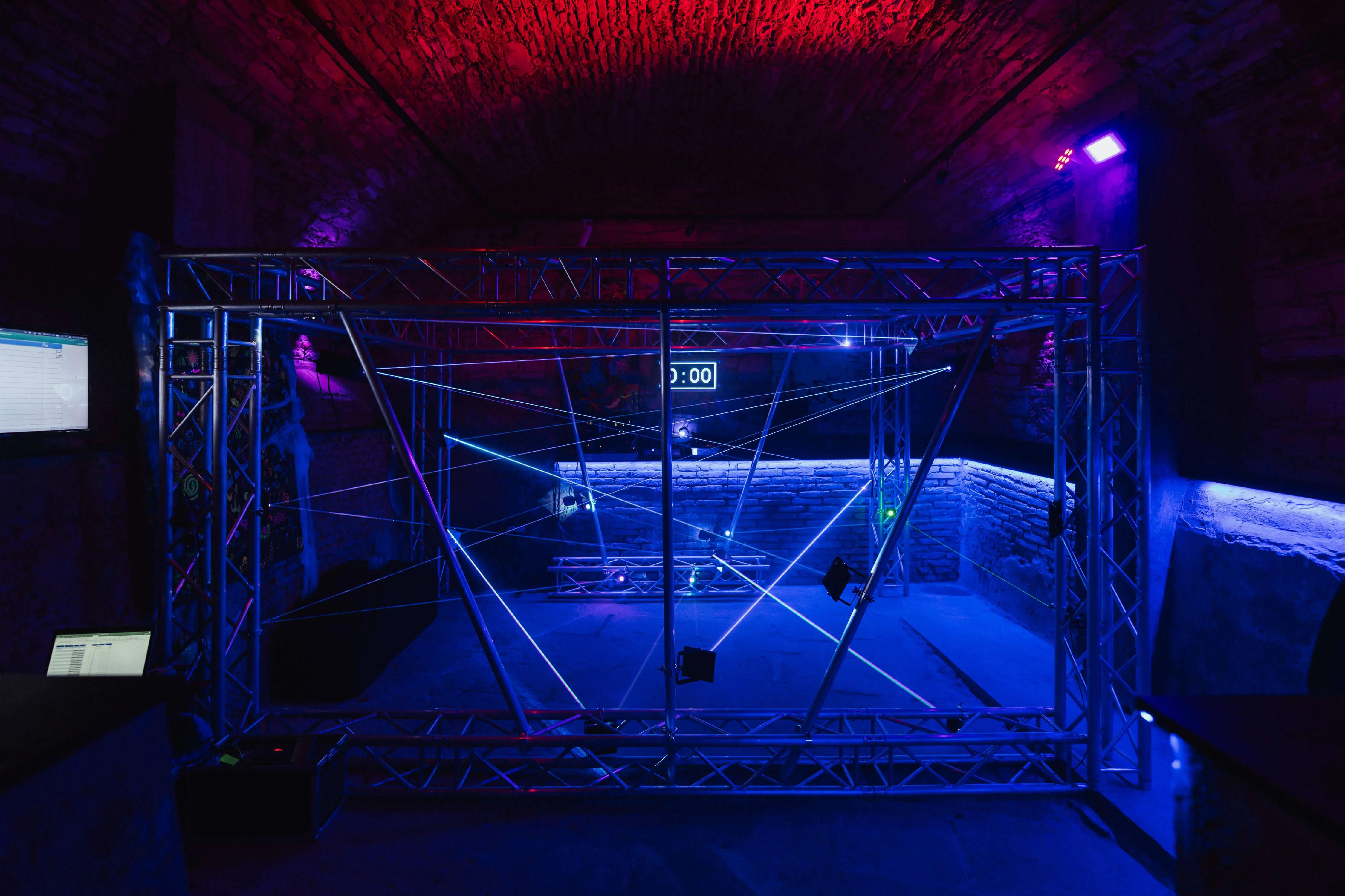 Eventový prostor Praha - tajemná mytologie, tématický večírek, laserová prolejzačka