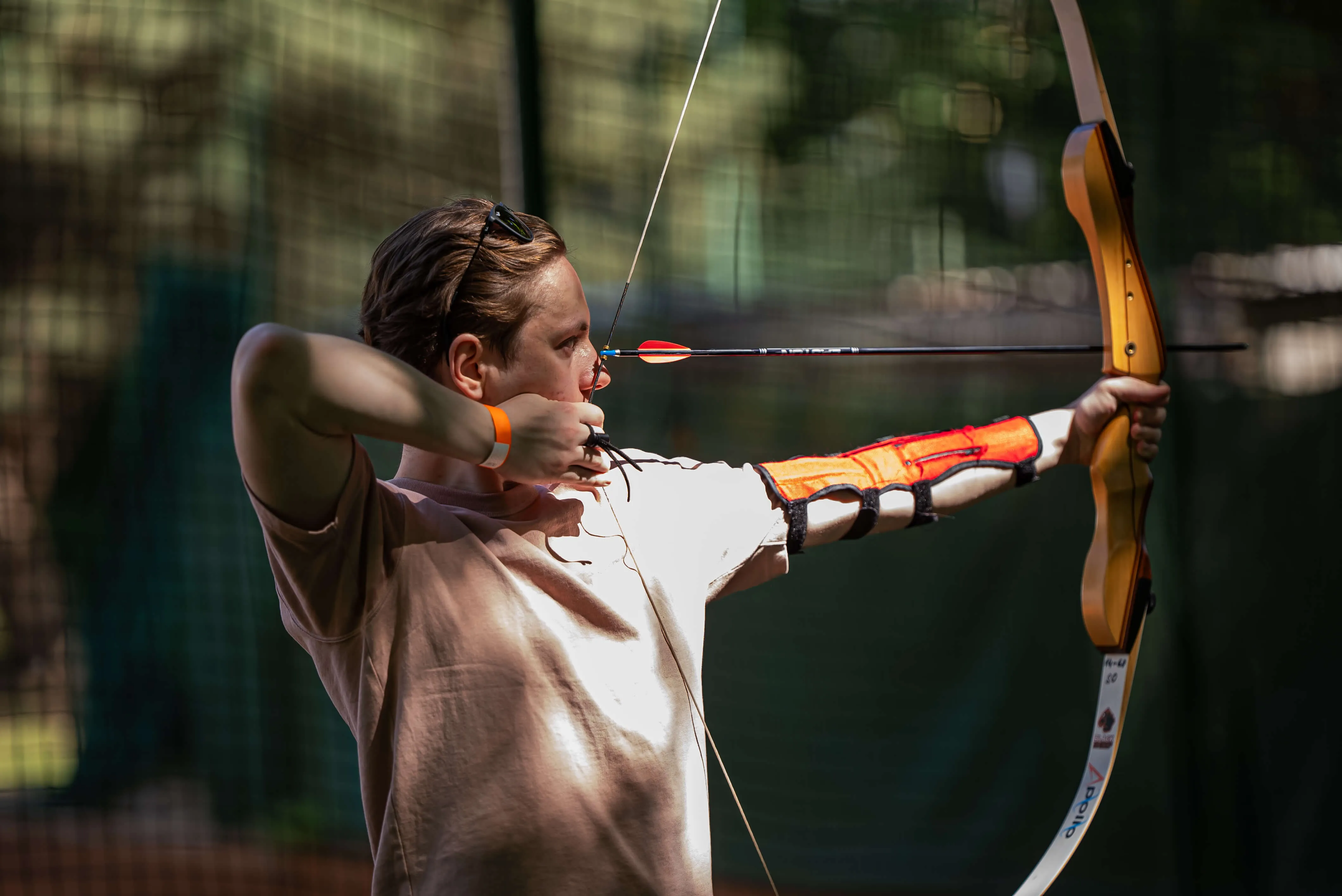 Eventový prostor Praha - Střelecký ostrov, sportovní den, výuka lukostřelby