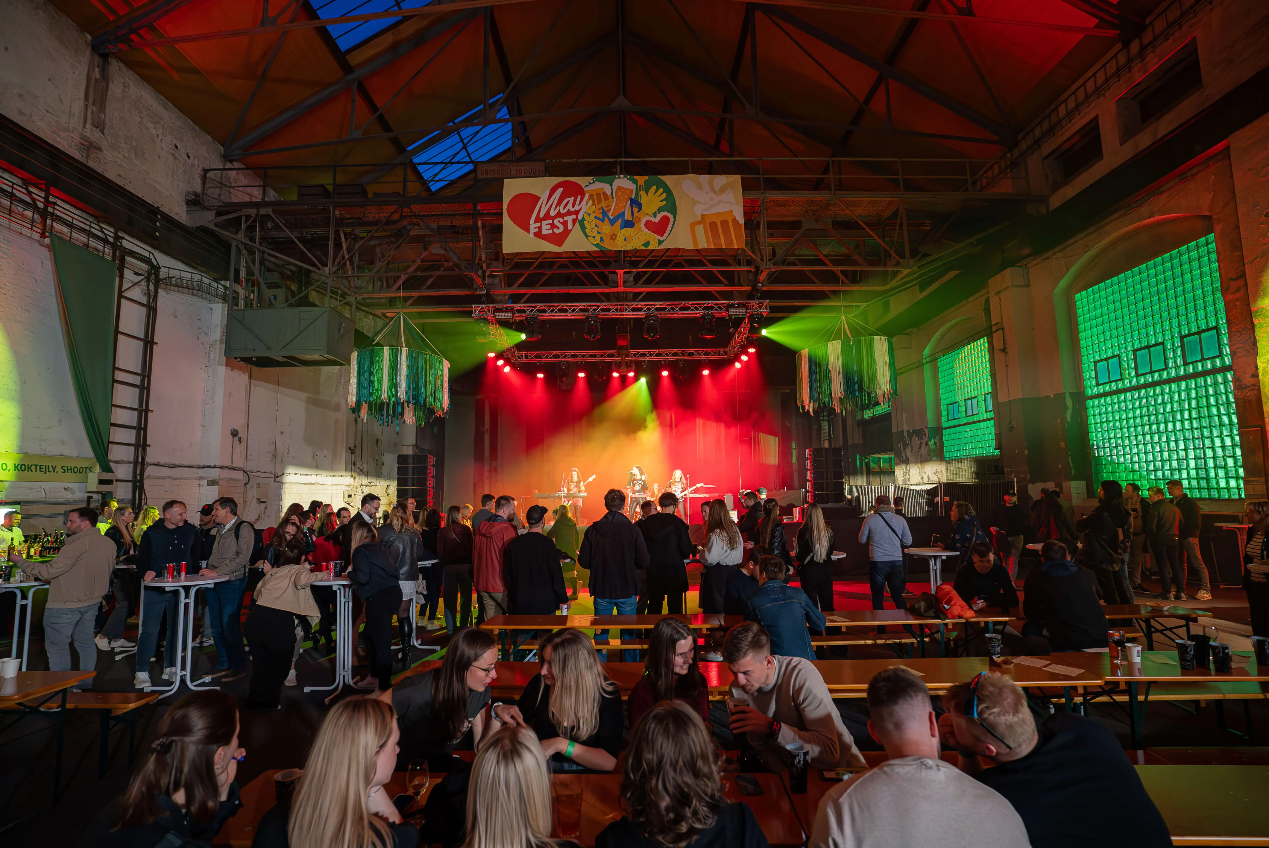 Eventový prostor Praha - Holešovice, festival, živá hudba