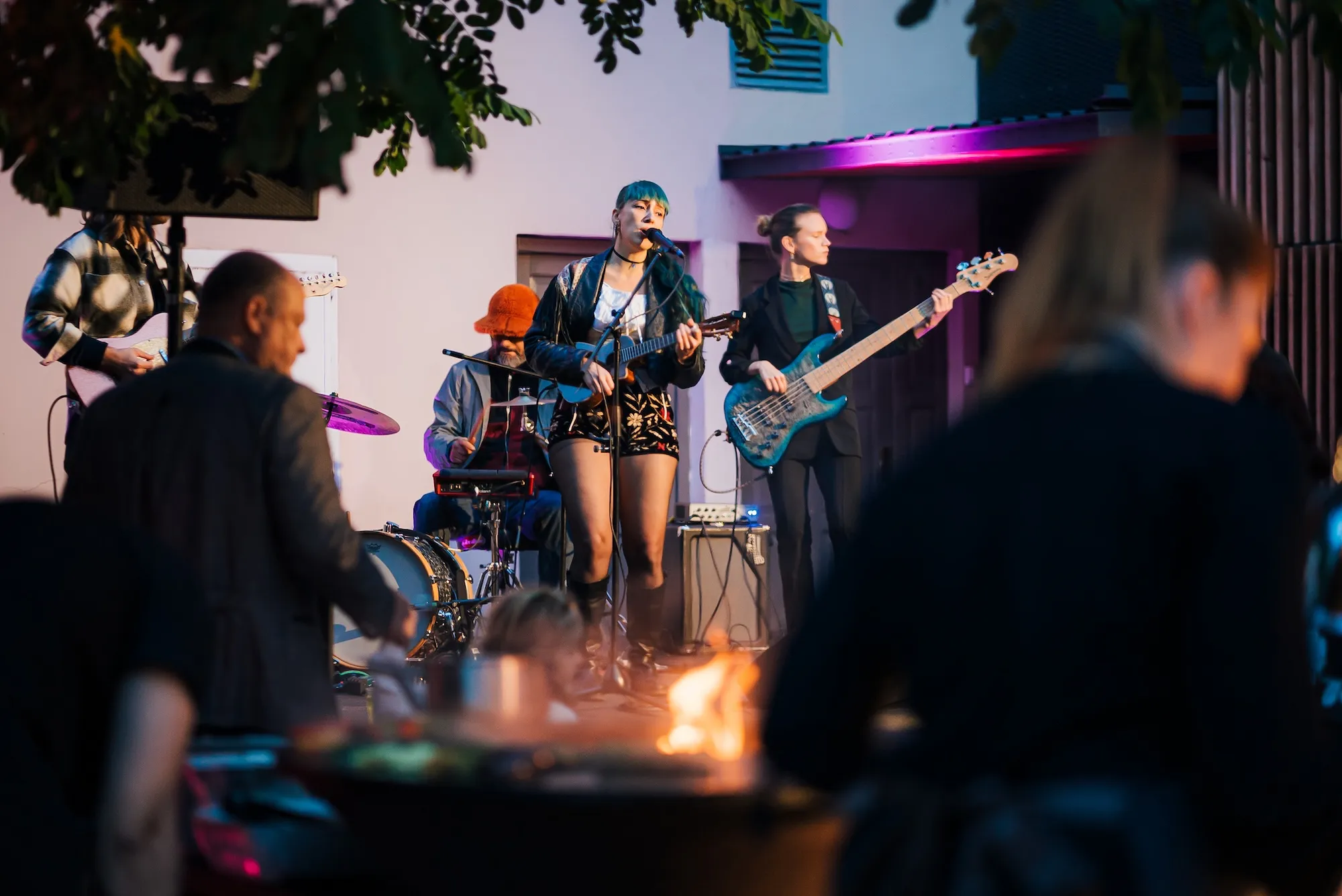Eventový prostor Praha - kompletní zajištění akce s vystoupením kapely