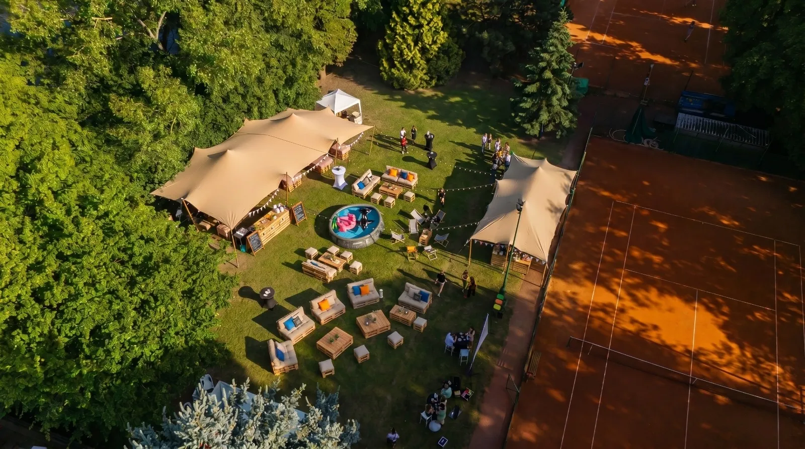 Eventové prostory Praha - vánoční večírek v kanceláři Deloitte