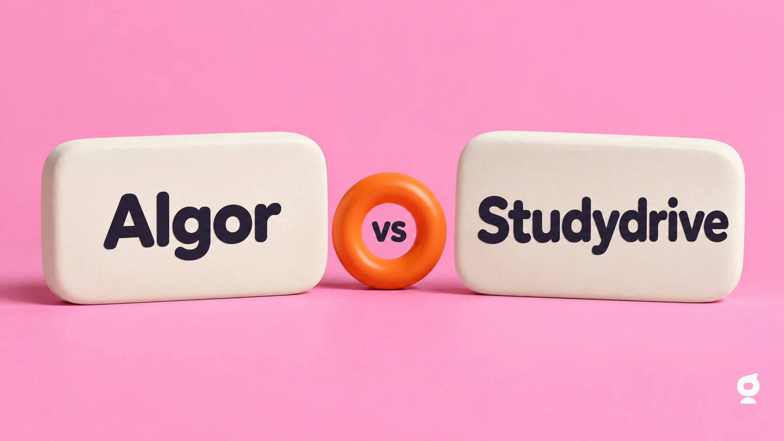 Algor und Studydrive auf abgerundeten Tafeln vor rosa Hintergrund, mit orangefarbenem Ring und originalem weißen Algor-Symbol.