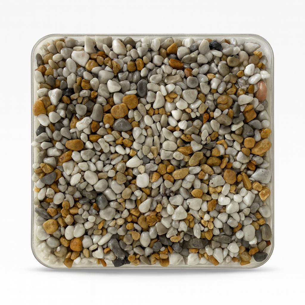 RC-09 Sand & Stone – soft blend of white, light grey and warm yellow natural pebbles.