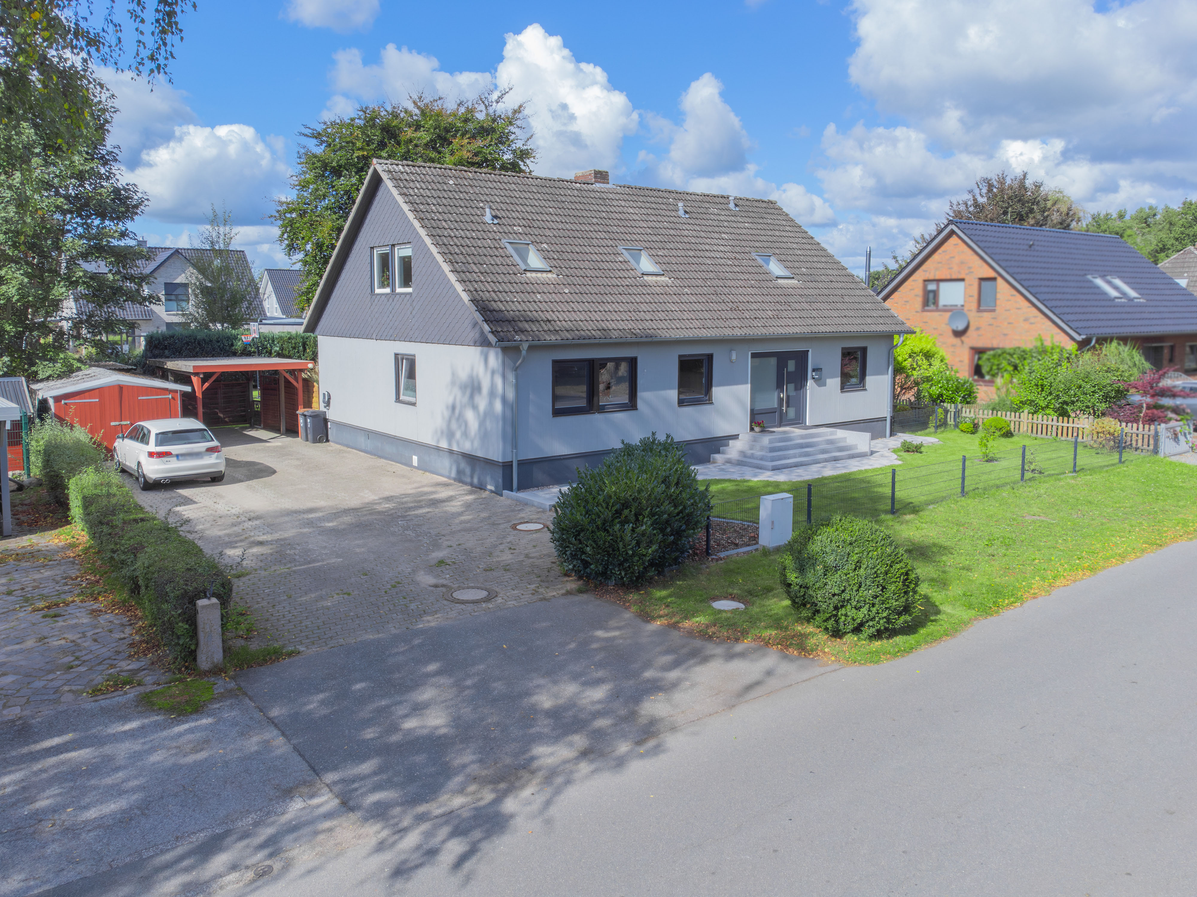 Modernisiertes Einfamilienhaus in ruhiger Lage & direkt zum einziehen