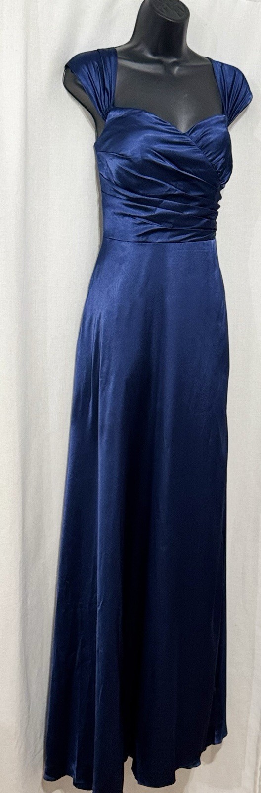 Elegant Navy Blue Satin Evening Gown with Ruched Bodice NWT Medium