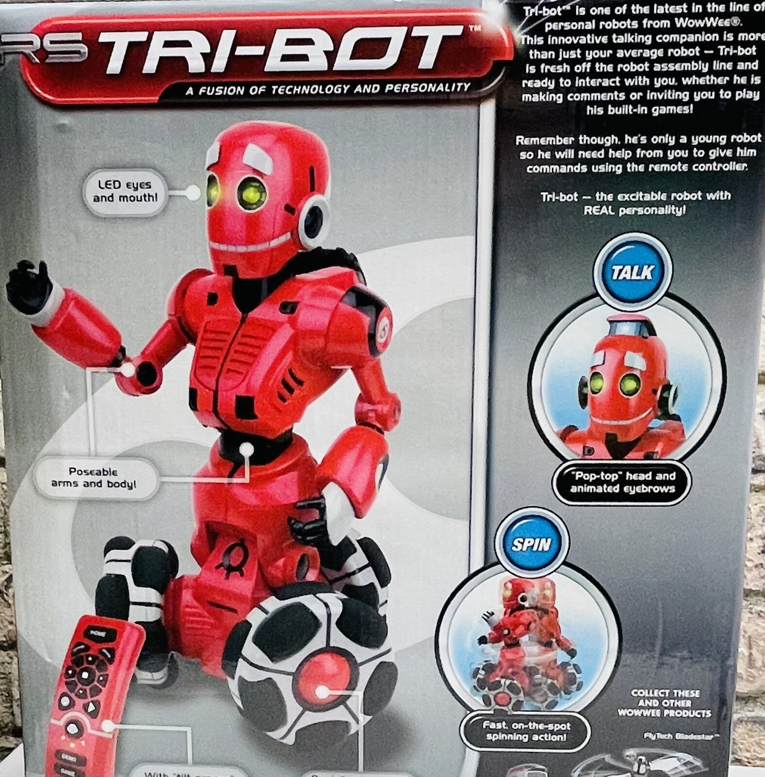 WowWee Robot 17” Robotics RS Tri-Bot 8042 Talking-2007 FACTORY ORIGINAL BOX ONLY
