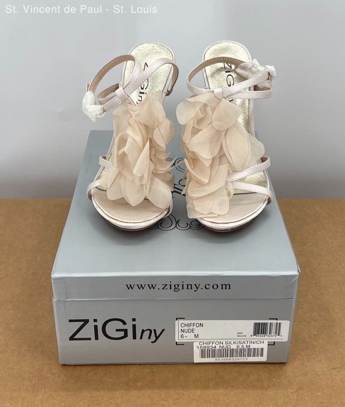 ZiGiny Women Nude Flower Chiffon High Heel Flutter Size 6 Elegant Dress Shoes