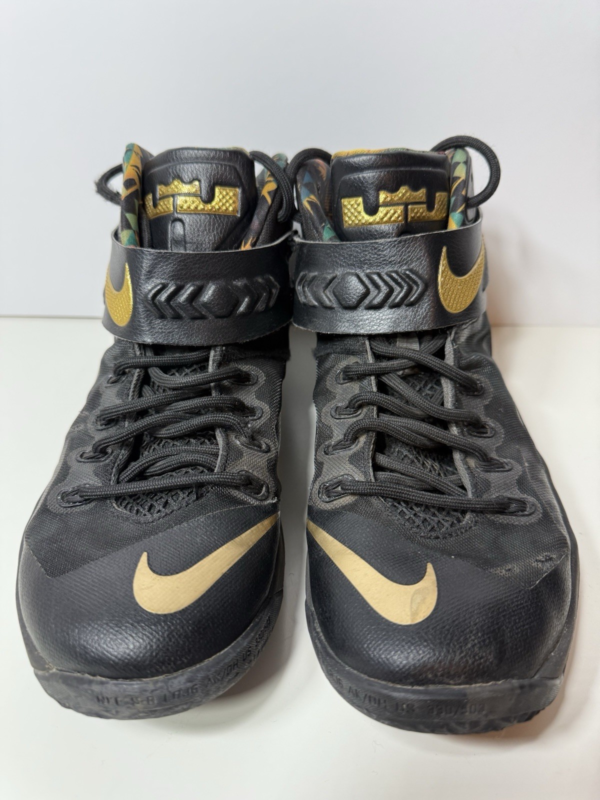 Size 10 - Nike Zoom Soldier 8 Premium Watch the Throne