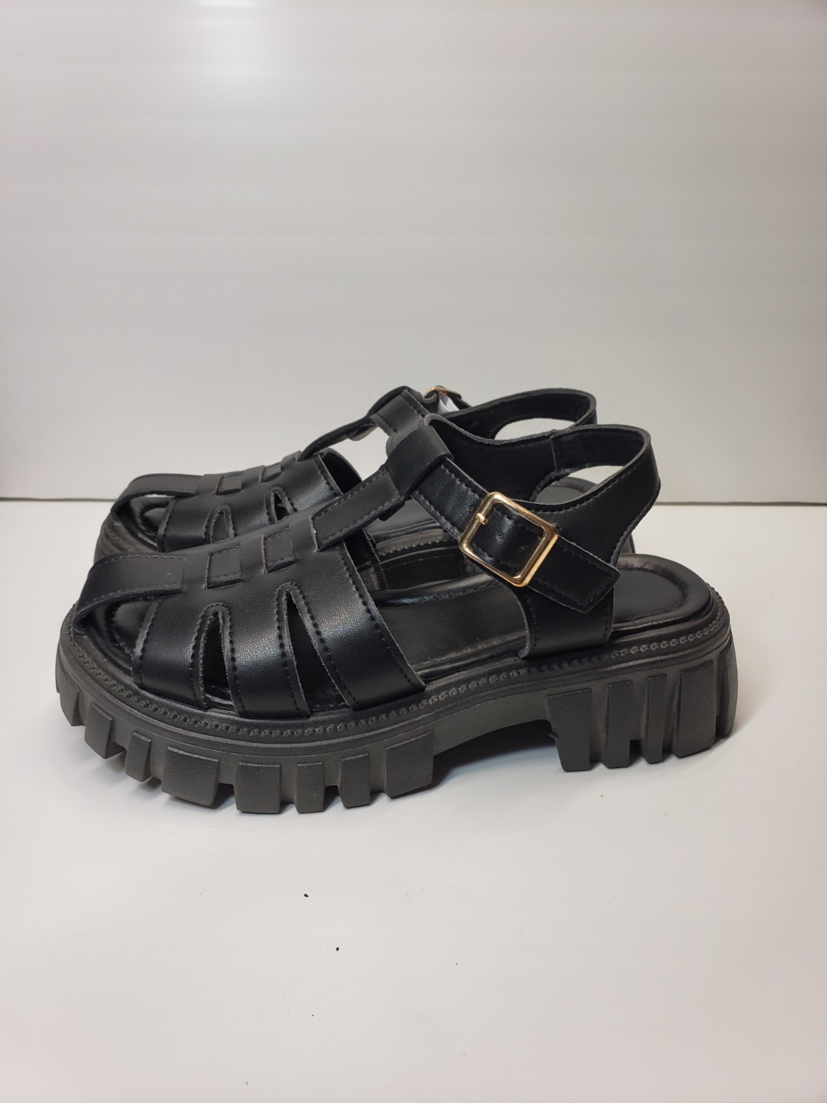 Black Size 7 Fisherman Chunky Platform Sandal Womens Trendy Fashion