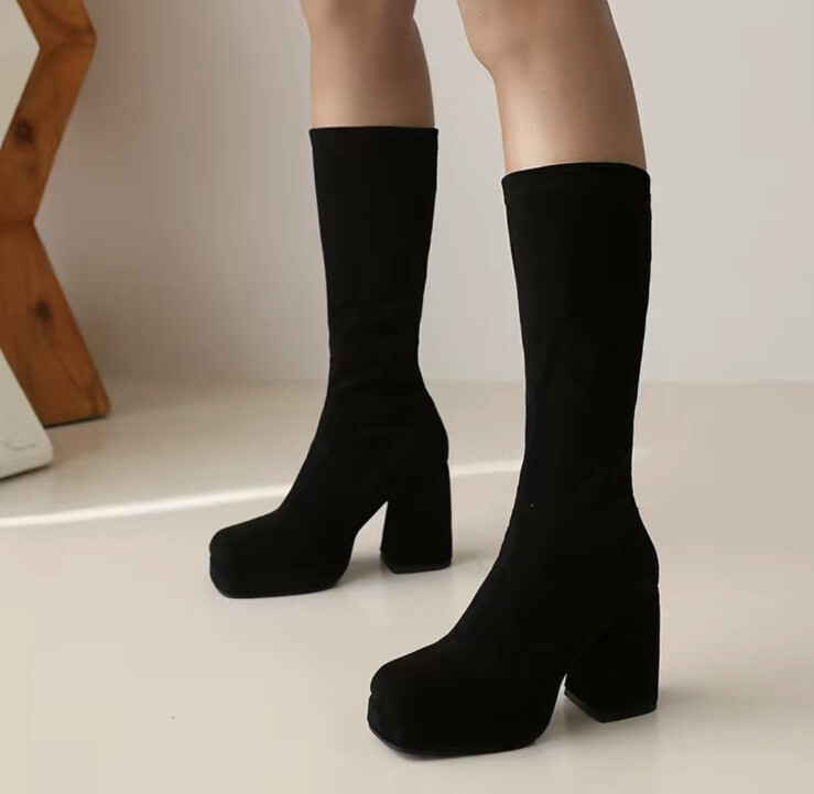 New BLACK Boots Knee High Calf Height Platform Block Heel 7.5 Trendy Fashion