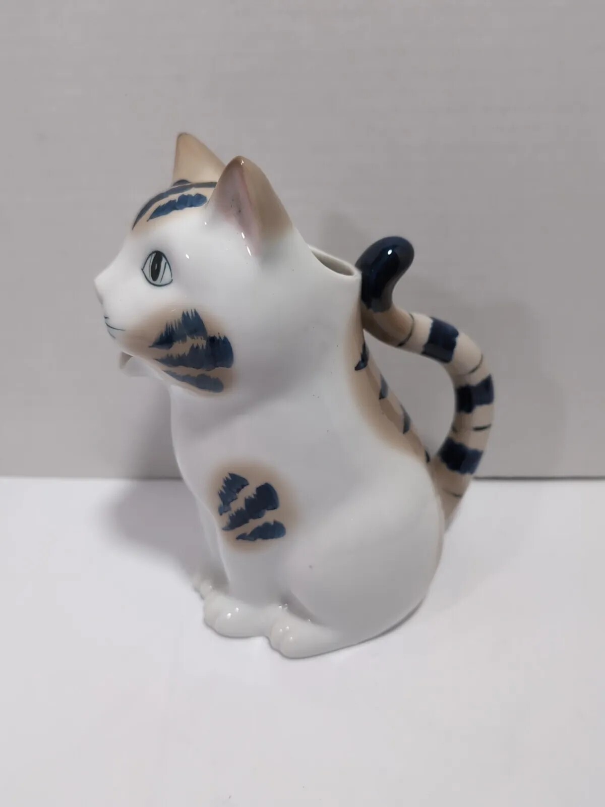 Ceramic Cat Kitchen Pitcher , Cute , Modern Whimsical Decor