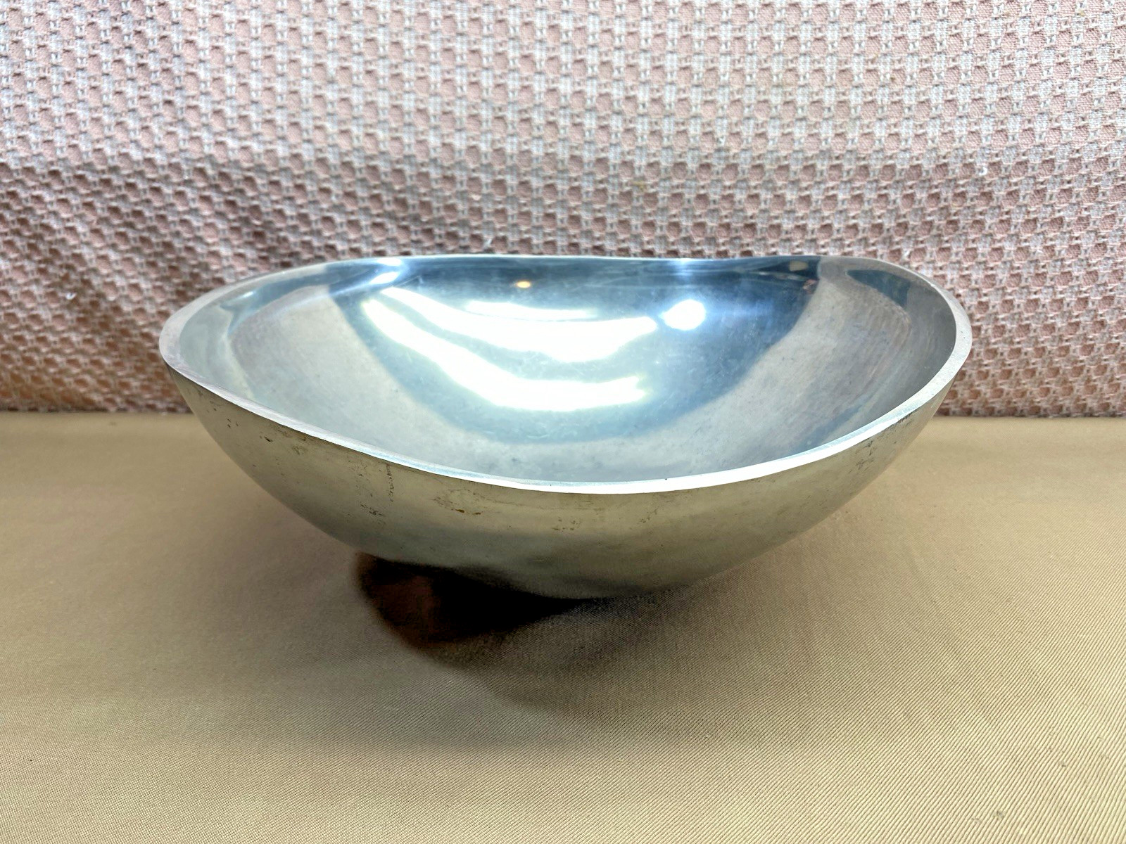 VTG Aluminum Serving Bowl Modern Abstract 13" x 12" Minimal Decor Wave Dish Pot