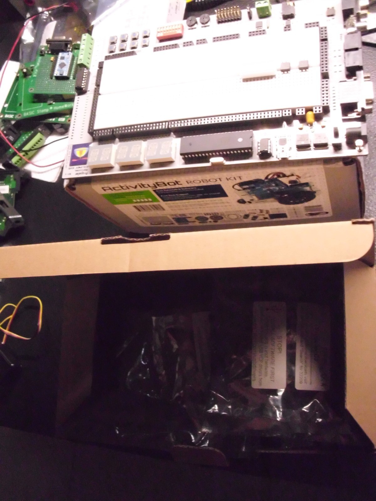 KIT PARALLAX PROPELLER with ActivityBot Robot kit, Professional Board