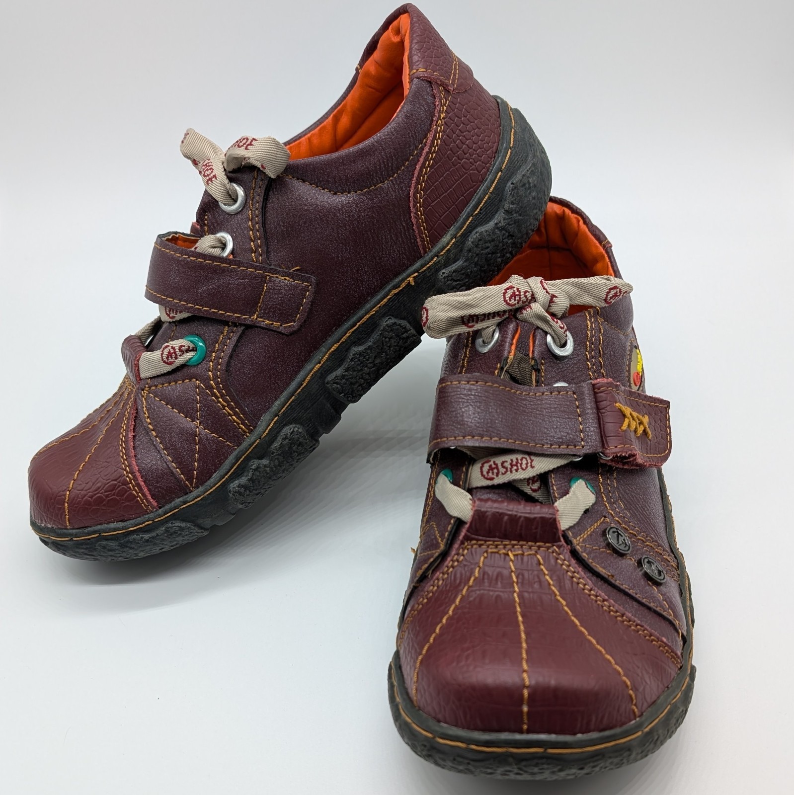 New CHSHOER Red Leather Women’s Shoes Size 9.5 Retro Boho Style / Casual Comfort