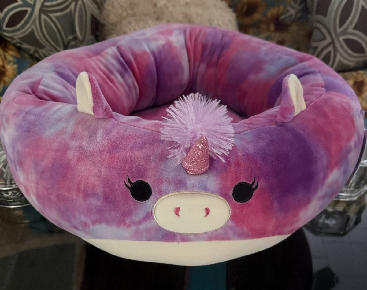 Squishmallow Pet Bed 20" Lola Unicorn~NWT Dogs Cats Cute!