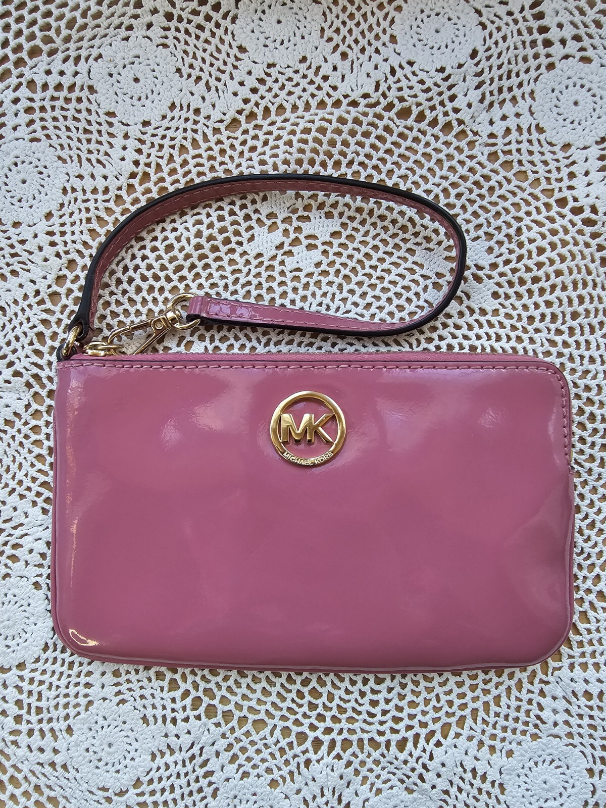 Michael Kors Patent Leather Wristlet Wallet Purse Pink
