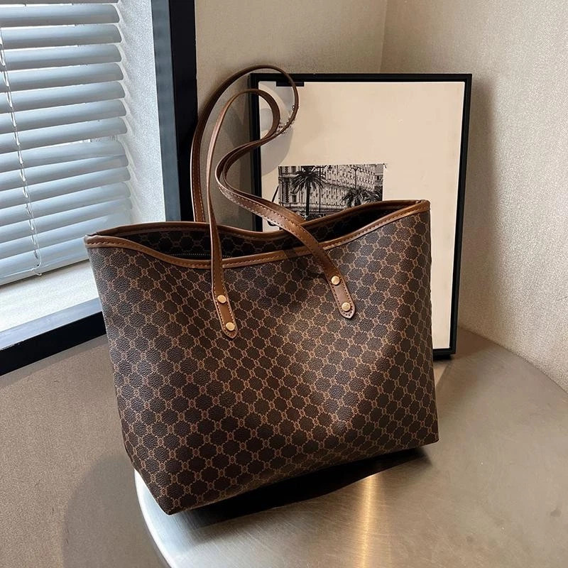 Luxury Designer-Inspired Tote Bag for Women – Stylish Handbag, Large Capacity...