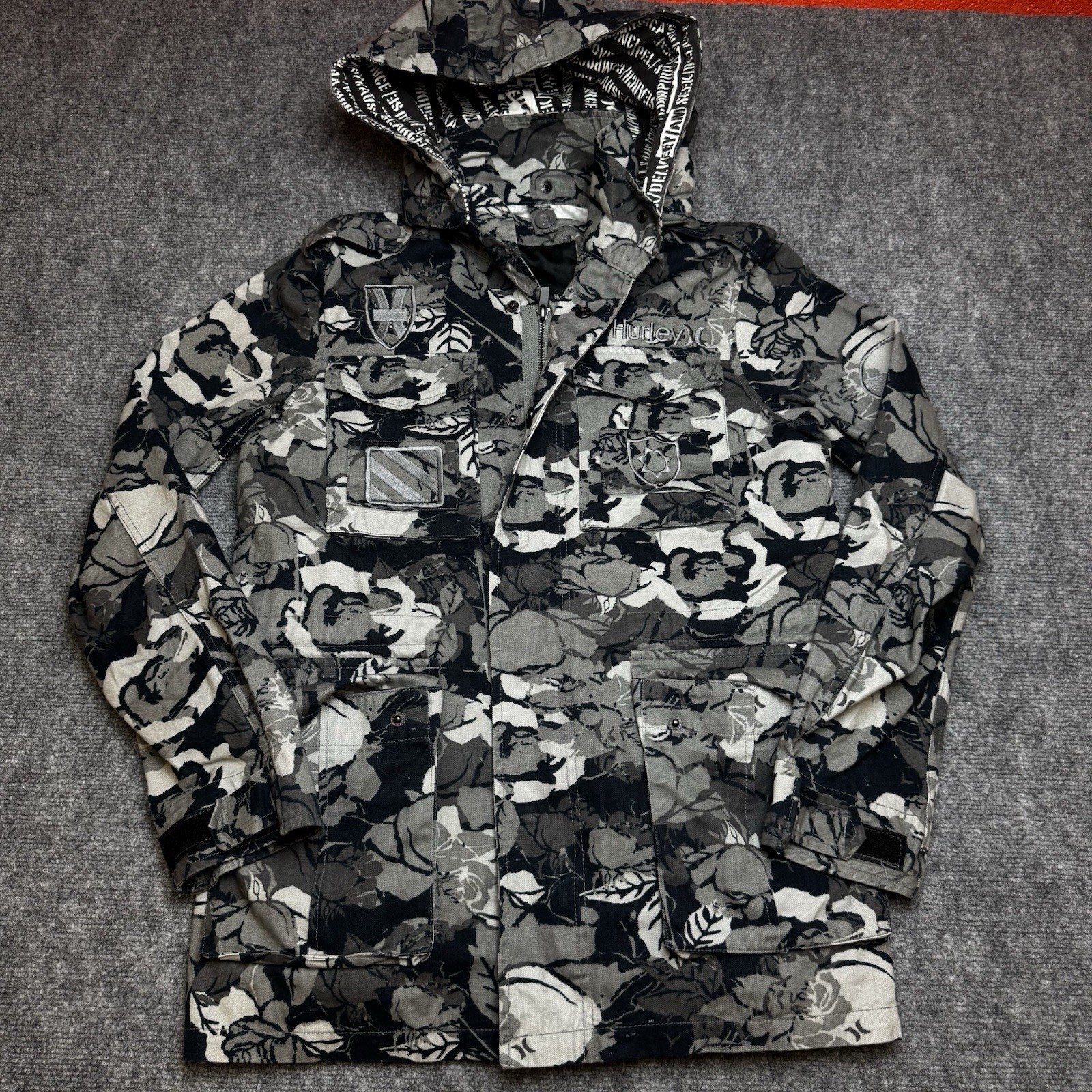 Hurley Military Chore Jacket Womens Medium Floral Print Skull Grey Navy Blue