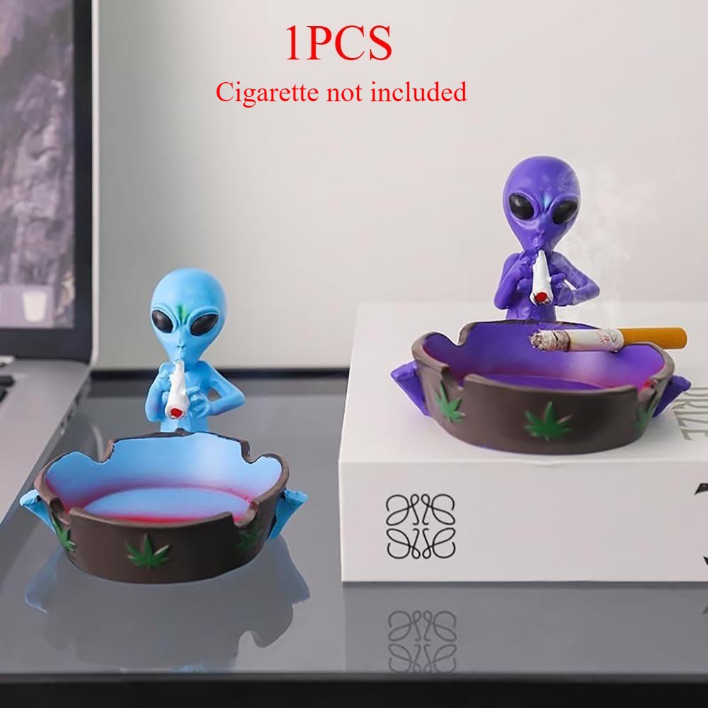 Quirky Novelty Alien Ashtray for Home Office Decor &Smoking Accessory Scenarios